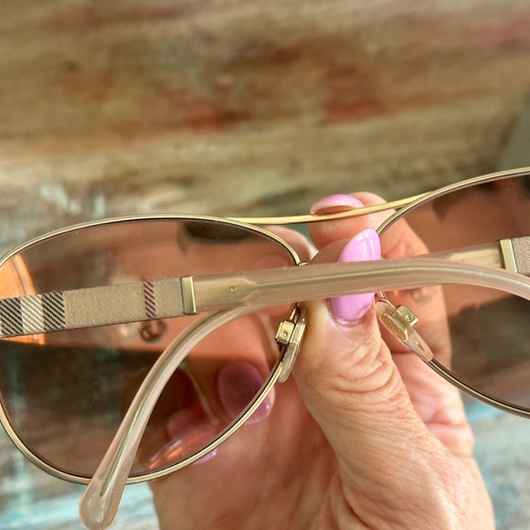 Burberry Sunglasses and case - Picture 7 of 10